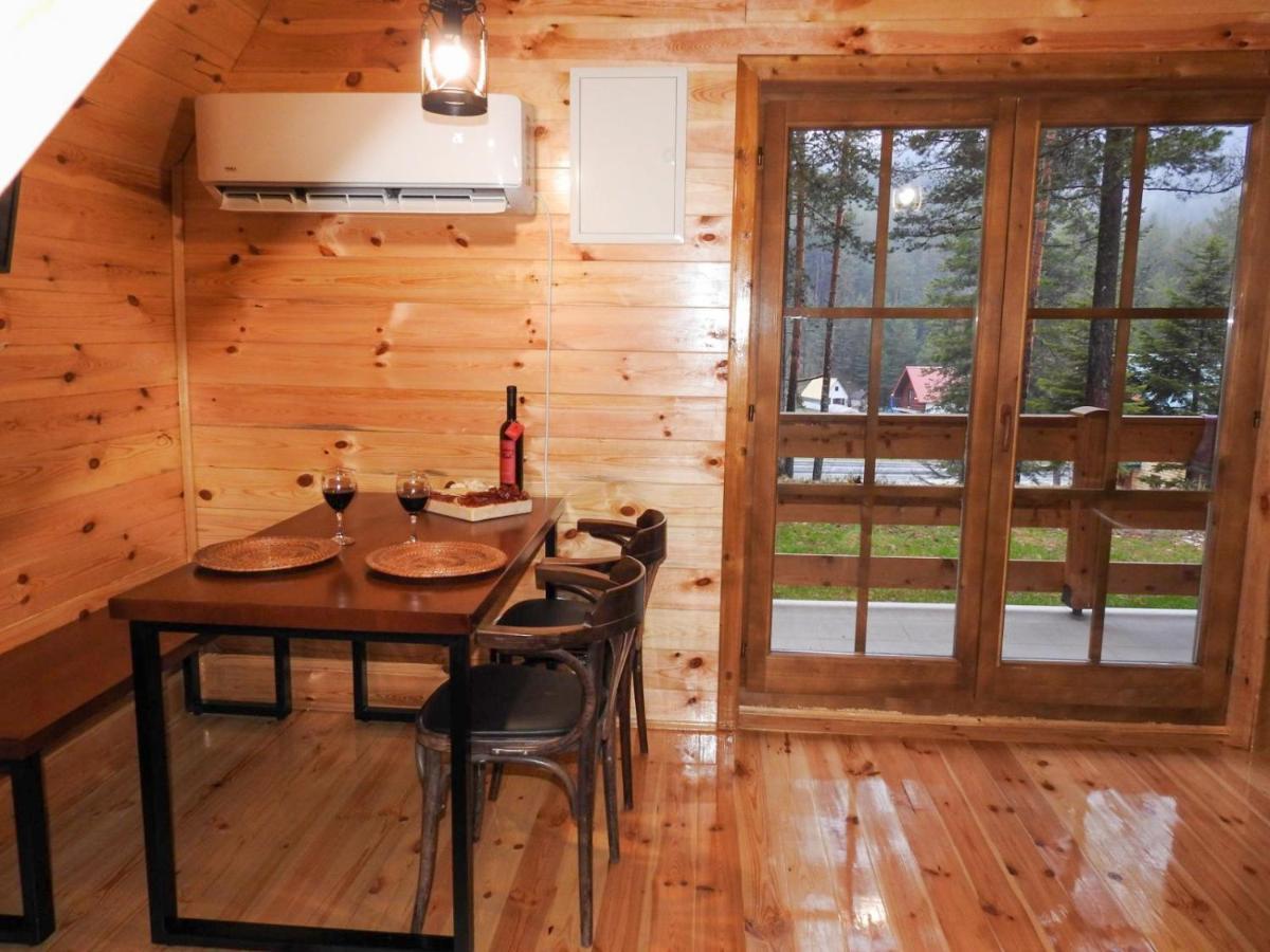 The Pine Forest Cottage Жабляк Экстерьер фото